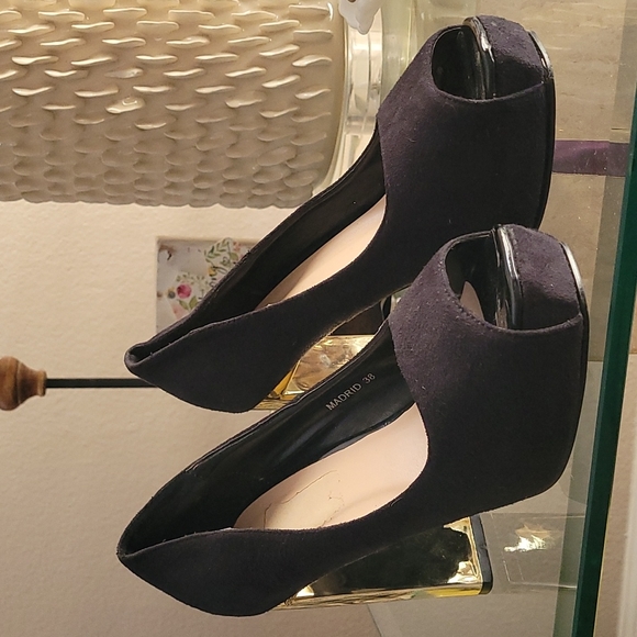 PARISIAN ELEGANT BLACK HIGH HEEL - Picture 2 of 11